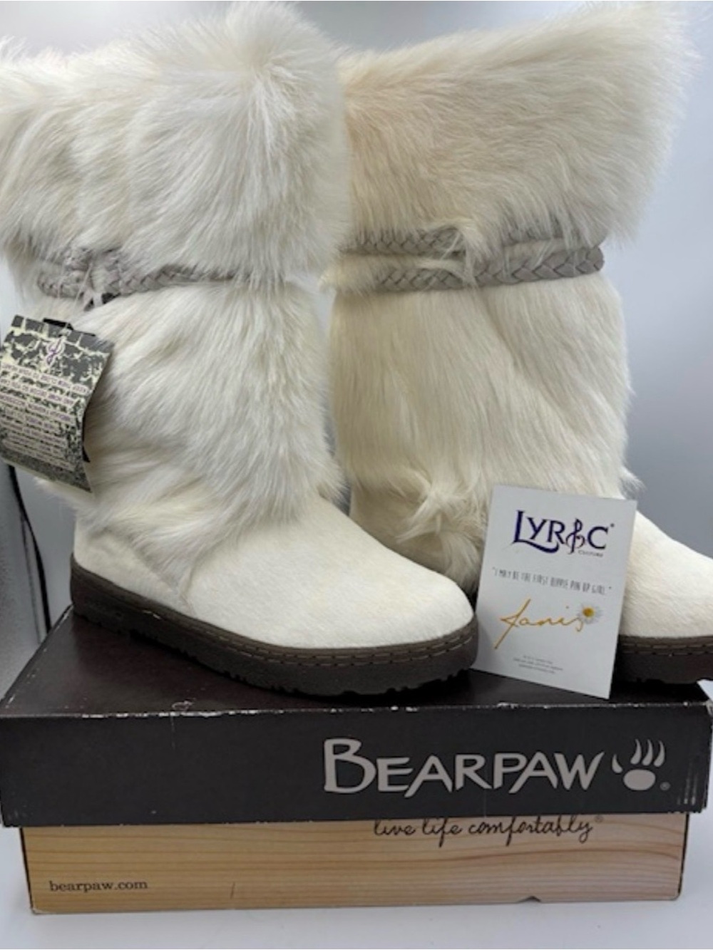 NIB 2015 Bearpaw "Ashbury" Lyric Culture Janis Joplin Sheep Fur Boots, Women’s 9
